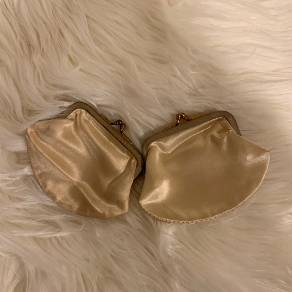 Two Vintage Kiss Closure Change Purses